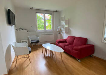 56174473a - Attribut alt par défaut.