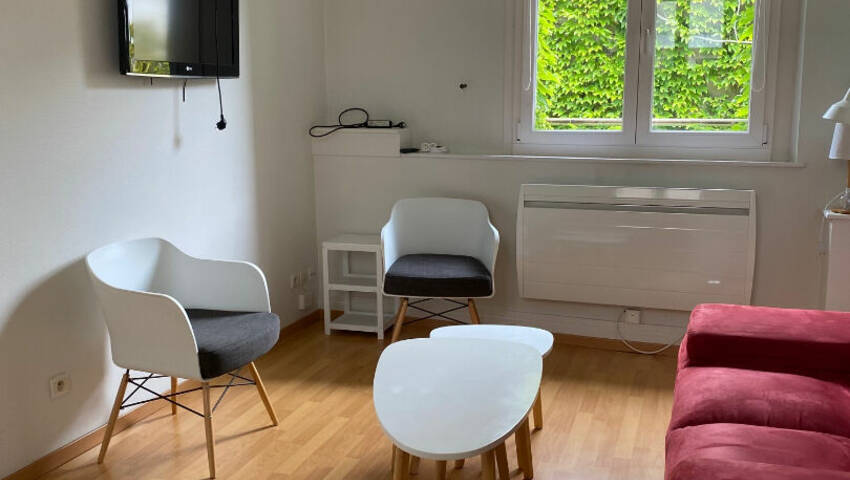 56174473b - Attribut alt par défaut.