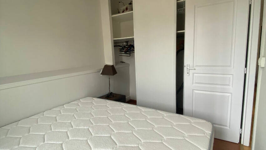 56174473f - Attribut alt par défaut.