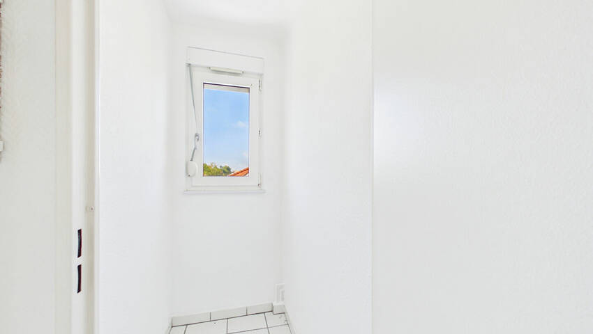 56313433d - Attribut alt par défaut.