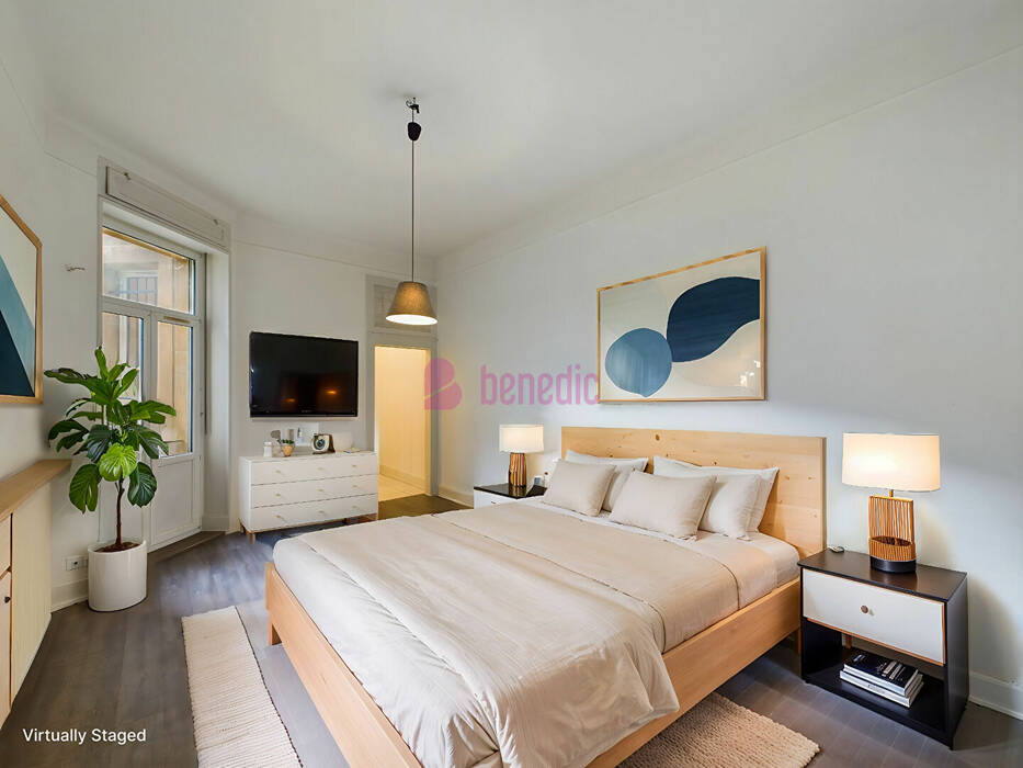 4255415d - Attribut alt par défaut.