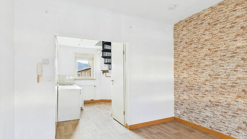 56414526a - Attribut alt par défaut.