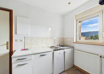 56414526c - Attribut alt par défaut.