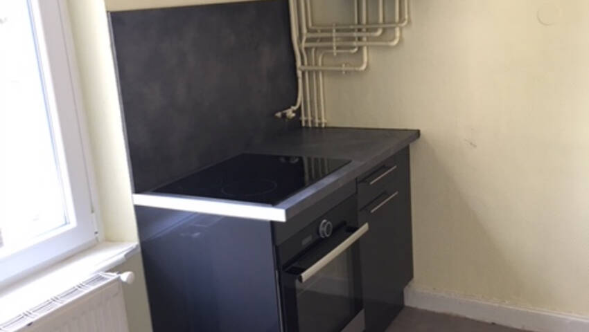 4254253f - Attribut alt par défaut.