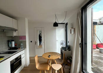 56430486a - Attribut alt par défaut.