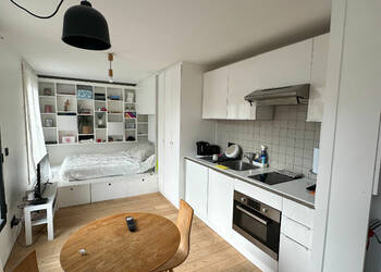 56430486b - Attribut alt par défaut.