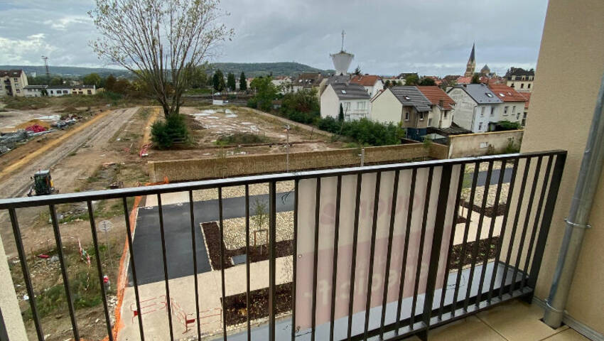 56438508f - Attribut alt par défaut.