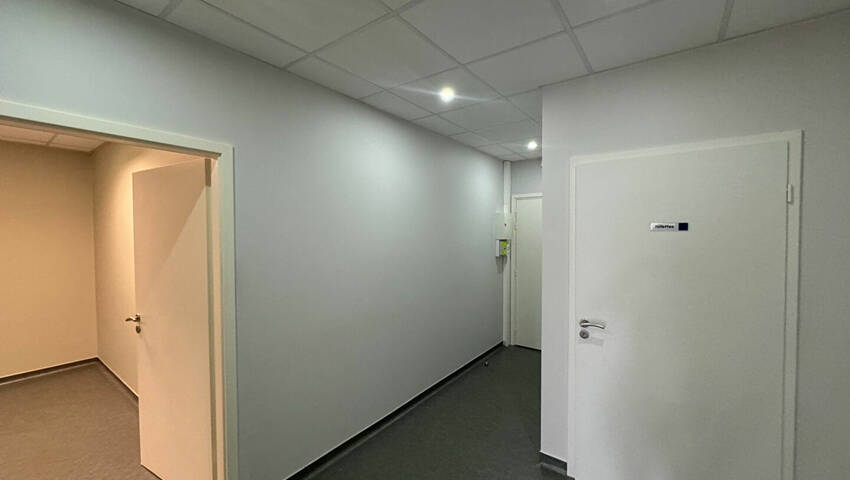 56464473d - Attribut alt par défaut.