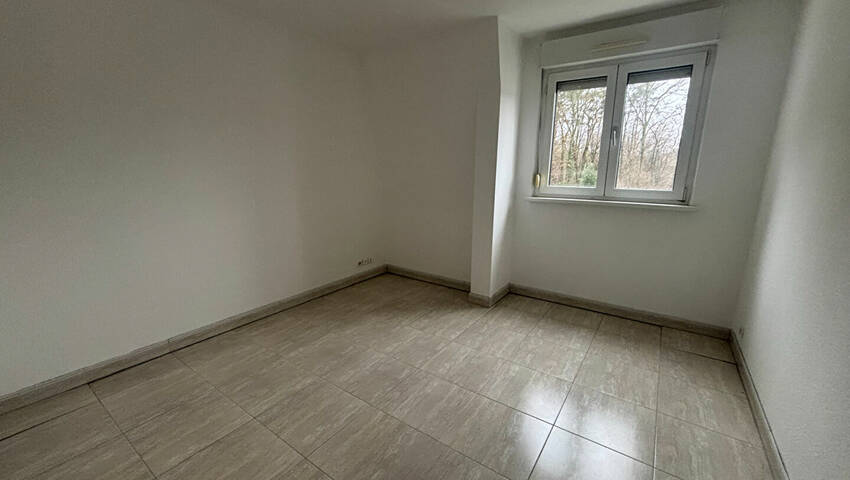 56906970d - Attribut alt par défaut.