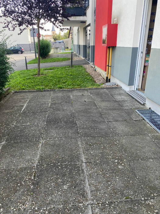 57070647j - Attribut alt par défaut.