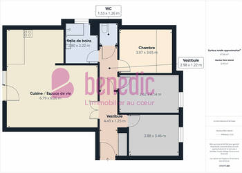 57072326c - Attribut alt par défaut.