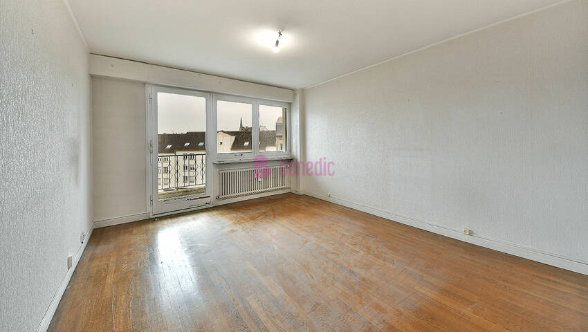 57192871i - Attribut alt par défaut.