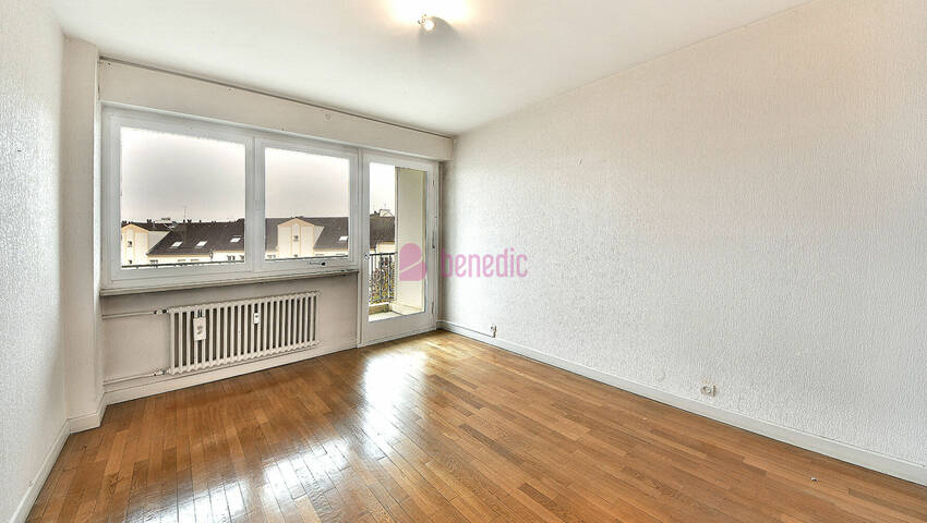 57192871k - Attribut alt par défaut.