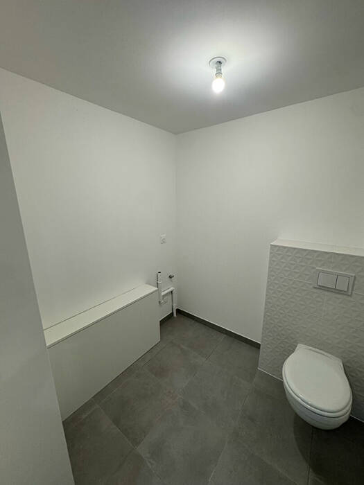 57116977d - Attribut alt par défaut.