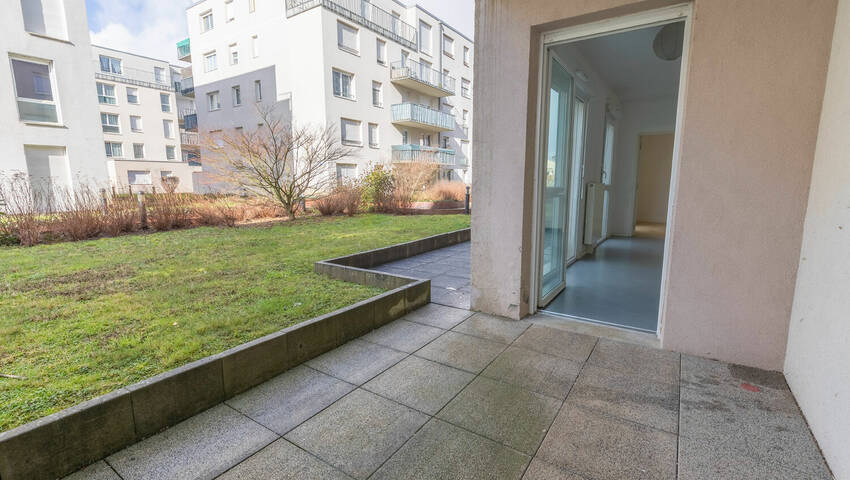 57304718l - Attribut alt par défaut.