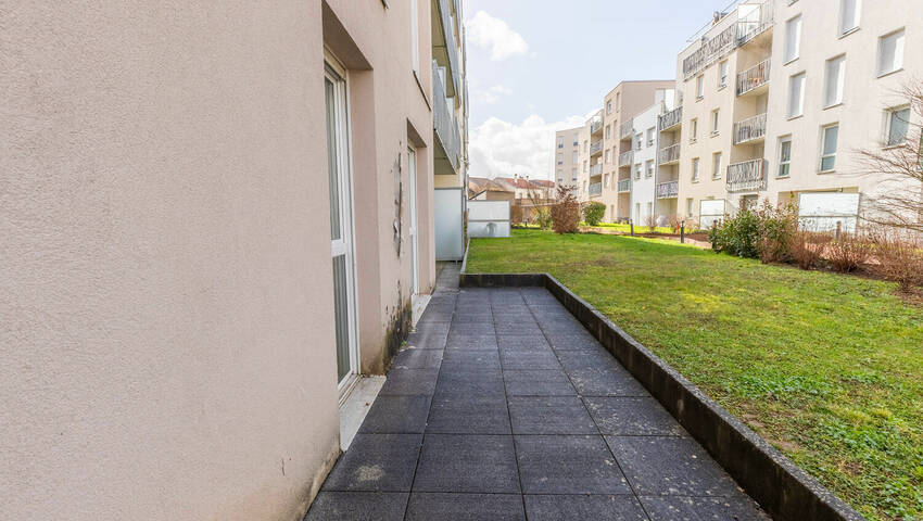 57304718m - Attribut alt par défaut.