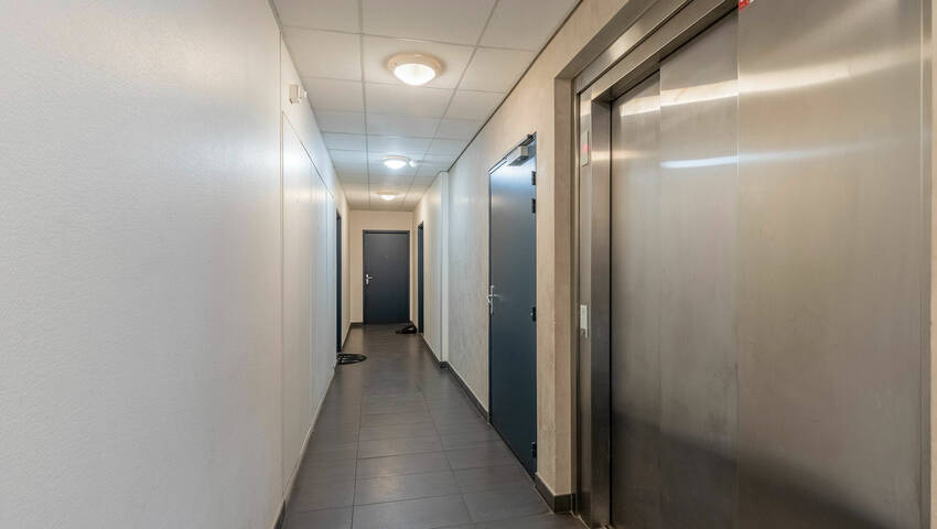 57304718r - Attribut alt par défaut.