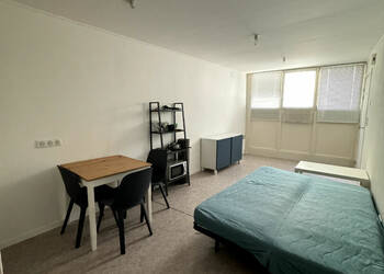 4253782a - Attribut alt par défaut.