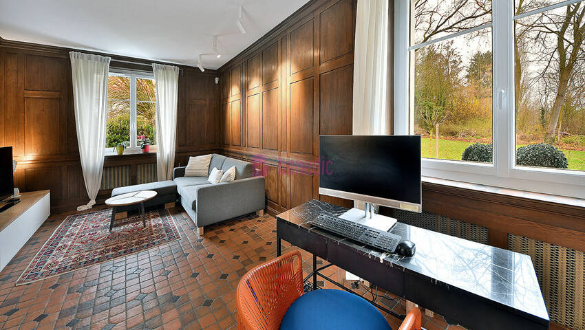 57521252l - Attribut alt par défaut.