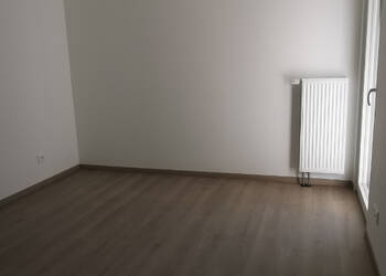 34244421c - Attribut alt par défaut.