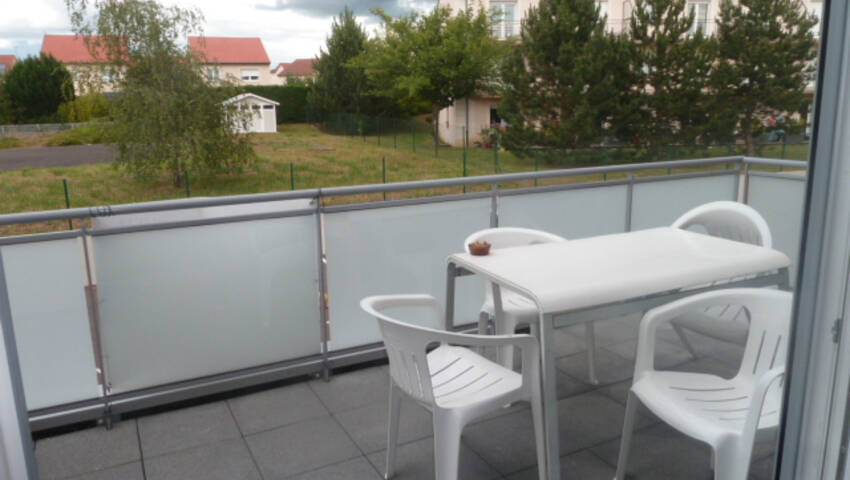 37657708f - Attribut alt par défaut.