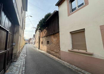 57618763a - Attribut alt par défaut.