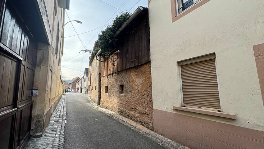 57618763a - Attribut alt par défaut.