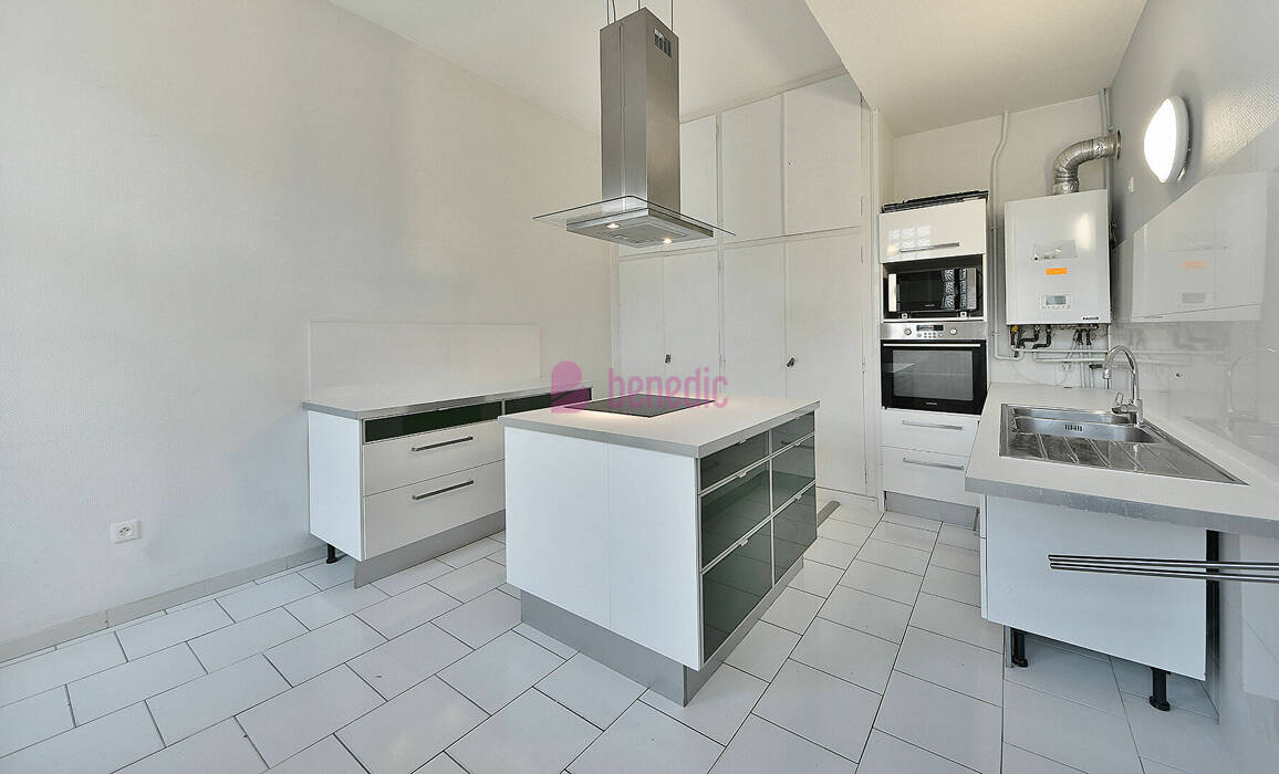 55694210n - Attribut alt par défaut.