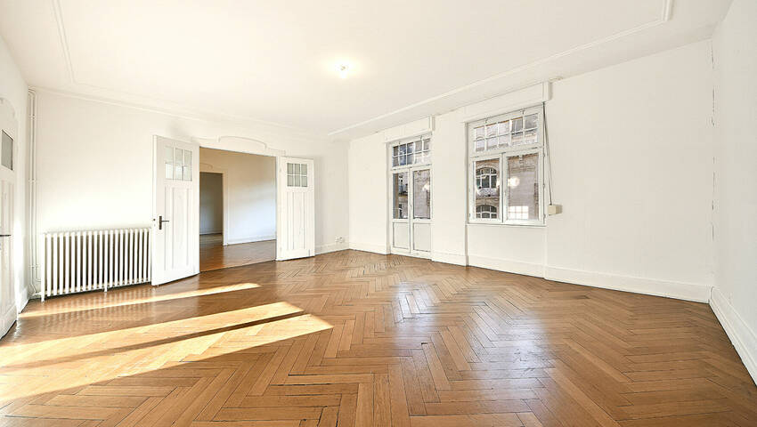 55694210m - Attribut alt par défaut.