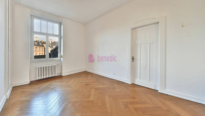 55694210q - Attribut alt par défaut.