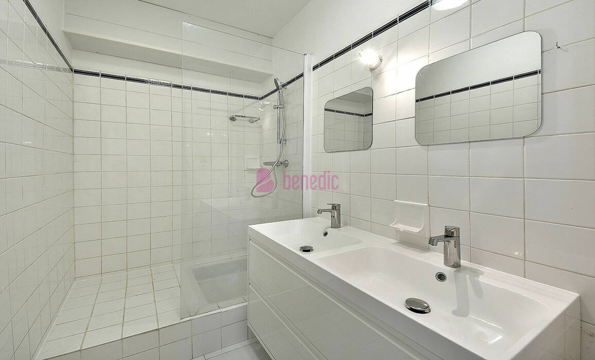 55694210v - Attribut alt par défaut.