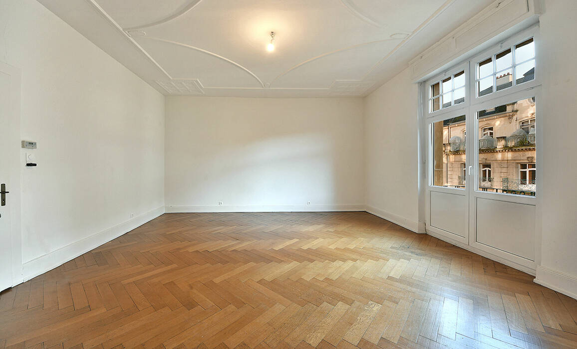 55694210w - Attribut alt par défaut.