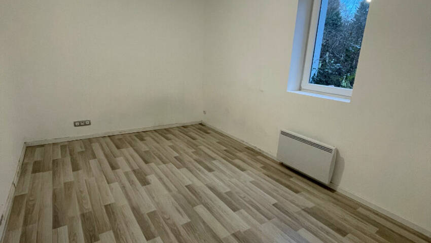 57651863d - Attribut alt par défaut.