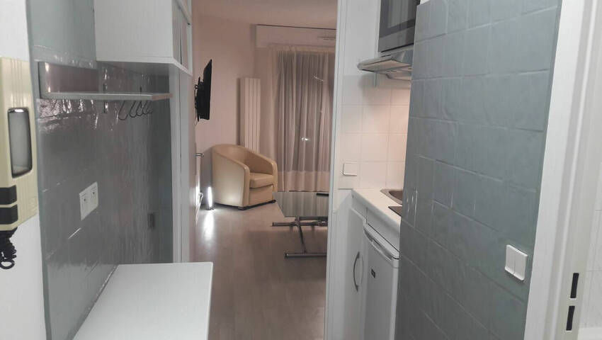 57750455e - Attribut alt par défaut.