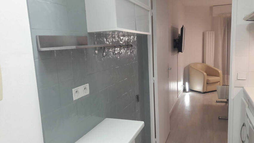 57750455f - Attribut alt par défaut.