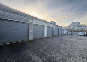 57750395b - Attribut alt par défaut.