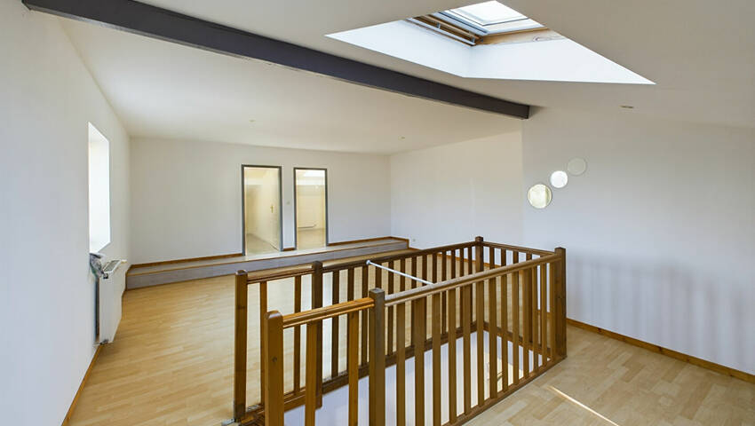 37204333f - Attribut alt par défaut.