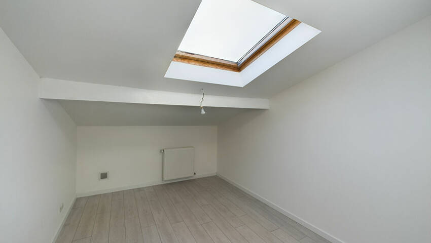 37204333j - Attribut alt par défaut.