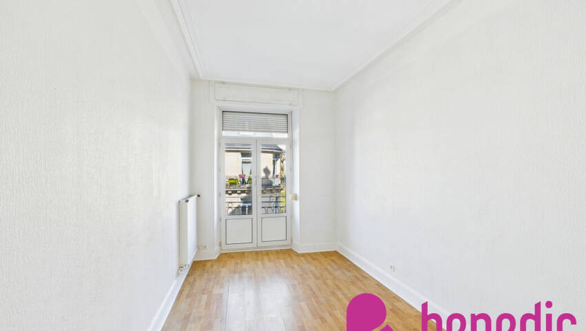 11885324h - Attribut alt par défaut.