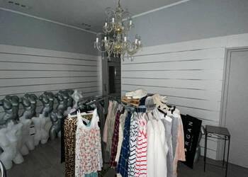 57557628c - Attribut alt par défaut.