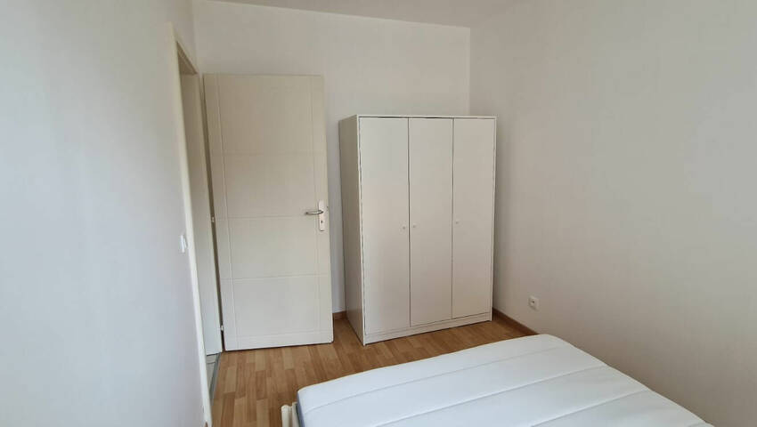 57877734f - Attribut alt par défaut.