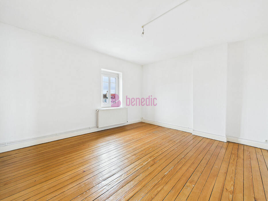 57771361f - Attribut alt par défaut.