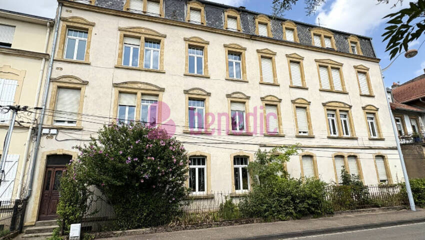 57771361o - Attribut alt par défaut.