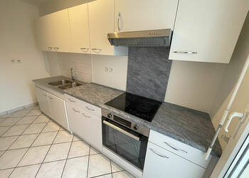 57835461c - Attribut alt par défaut.