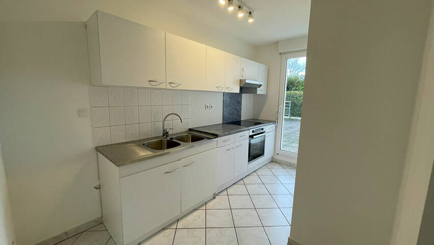 57835461d - Attribut alt par défaut.