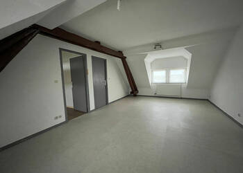 57937090b - Attribut alt par défaut.