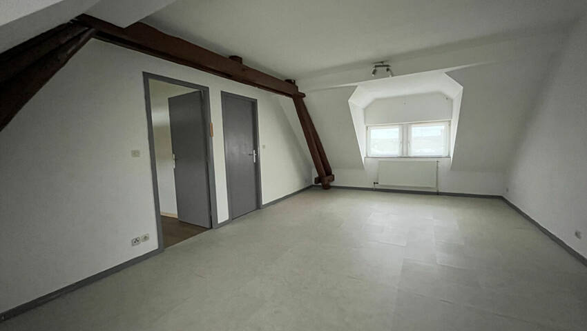 57937090b - Attribut alt par défaut.