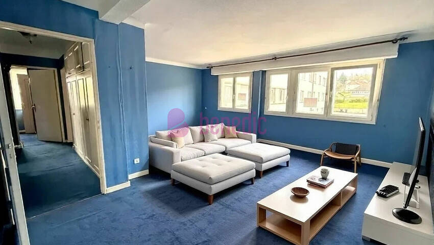 57940848a - Attribut alt par défaut.