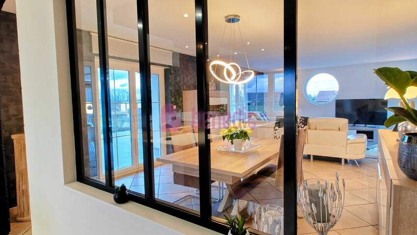 57947661g - Attribut alt par défaut.