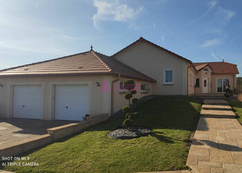 57947661a - Attribut alt par défaut.